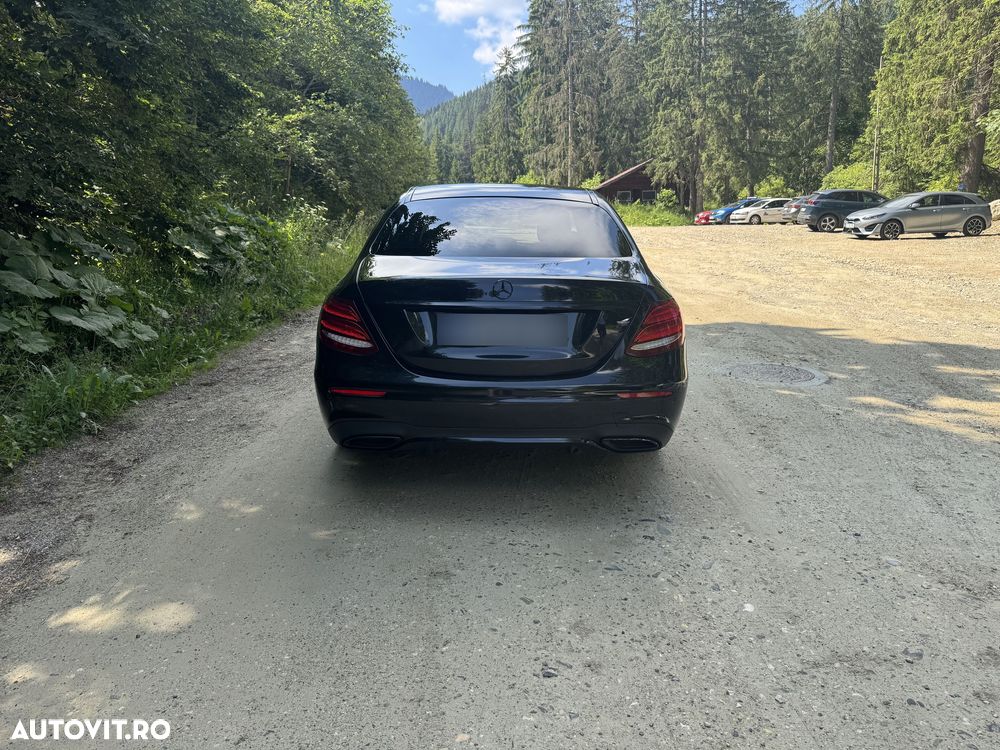 Mercedes-Benz E 220 d 9G-TRONIC - 3