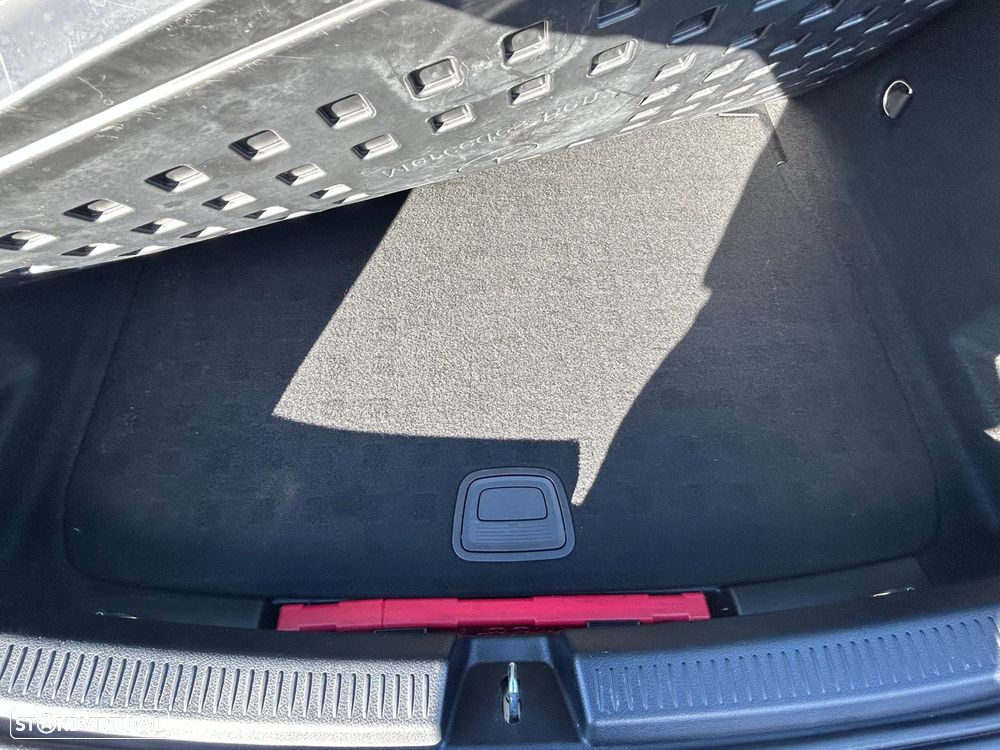 Mercedes-Benz A 180 d Progressive Aut. - 23