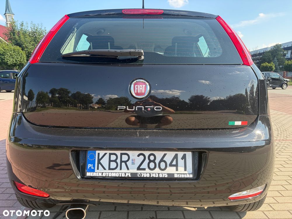 Fiat Punto 1.4 Estiva S&S - 11