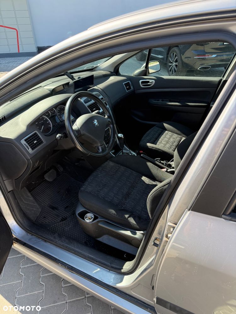 Peugeot 307 110 Automatik Premium - 15