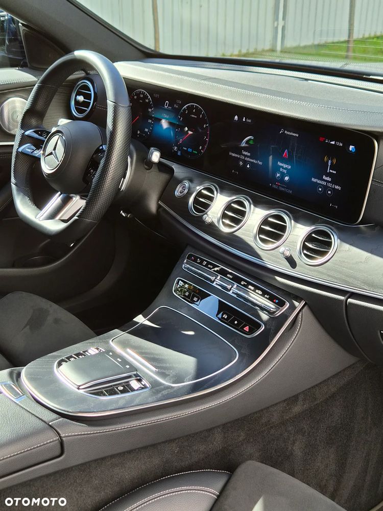 Mercedes-Benz Klasa E 200 9G-TRONIC - 12