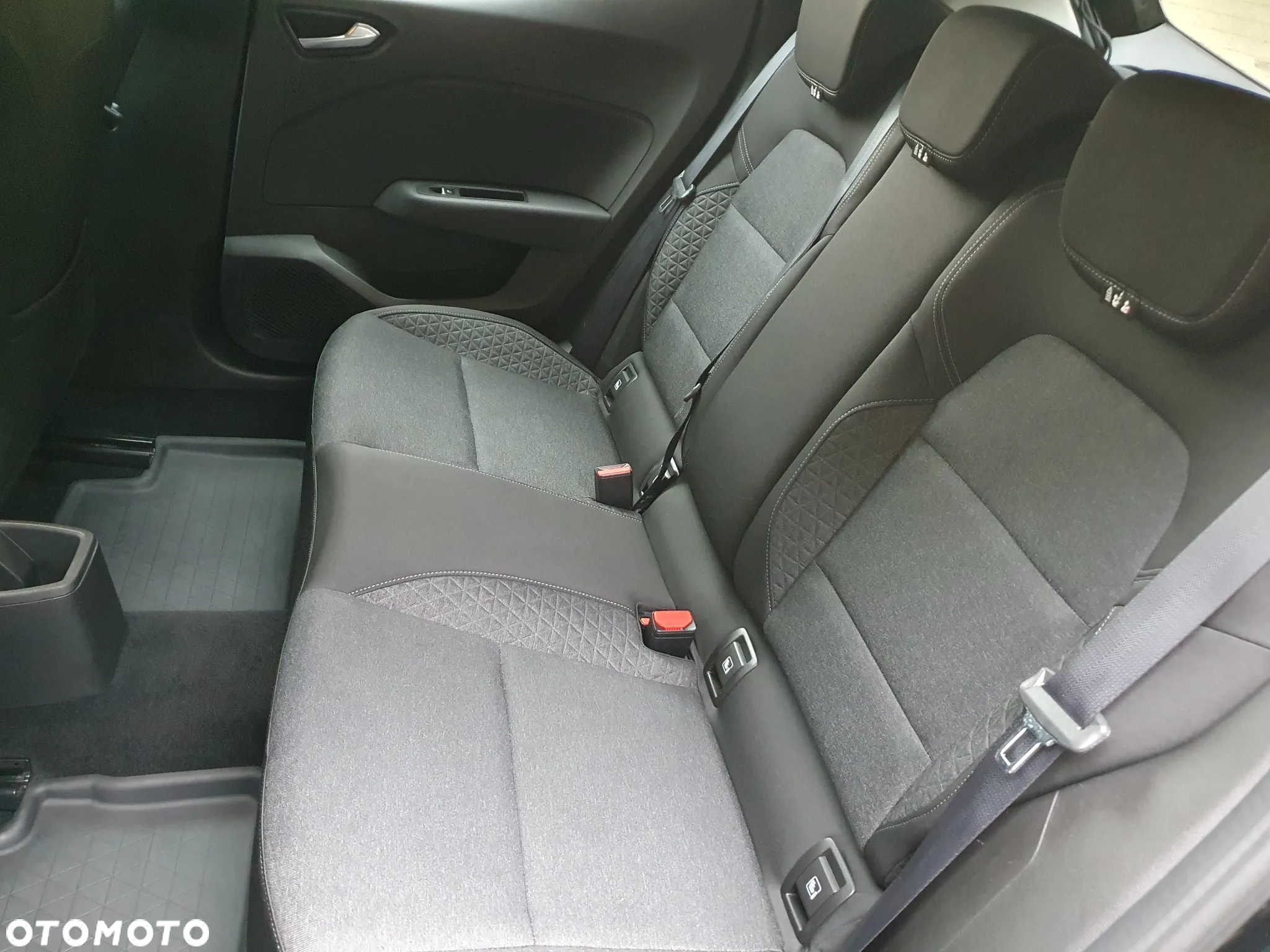Renault Clio - 30