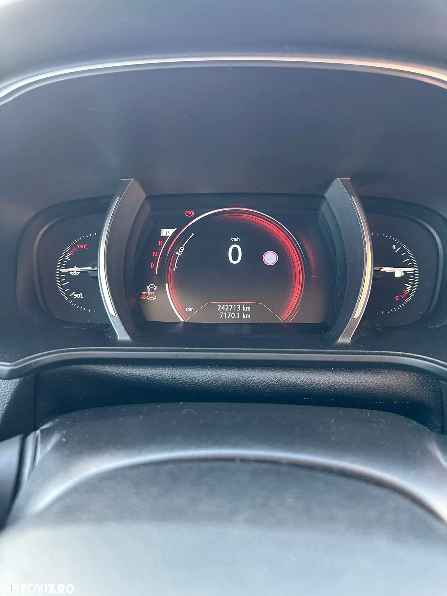 Renault Megane ENERGY dCi 110 EDC INTENS - 14