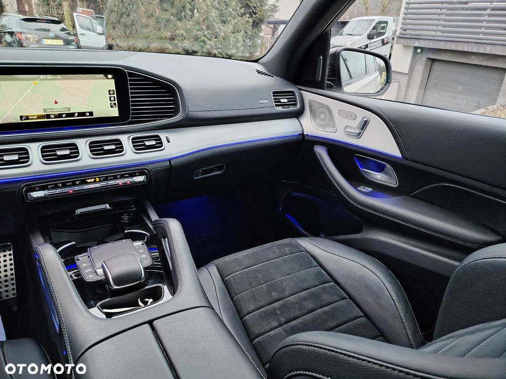 Mercedes-Benz GLE 300 d 4Matic 9G-TRONIC AMG Line - 32