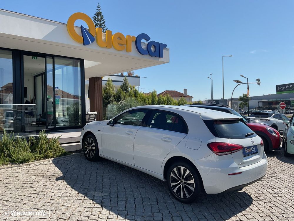 Mercedes-Benz A 250 e Style Plus - 4