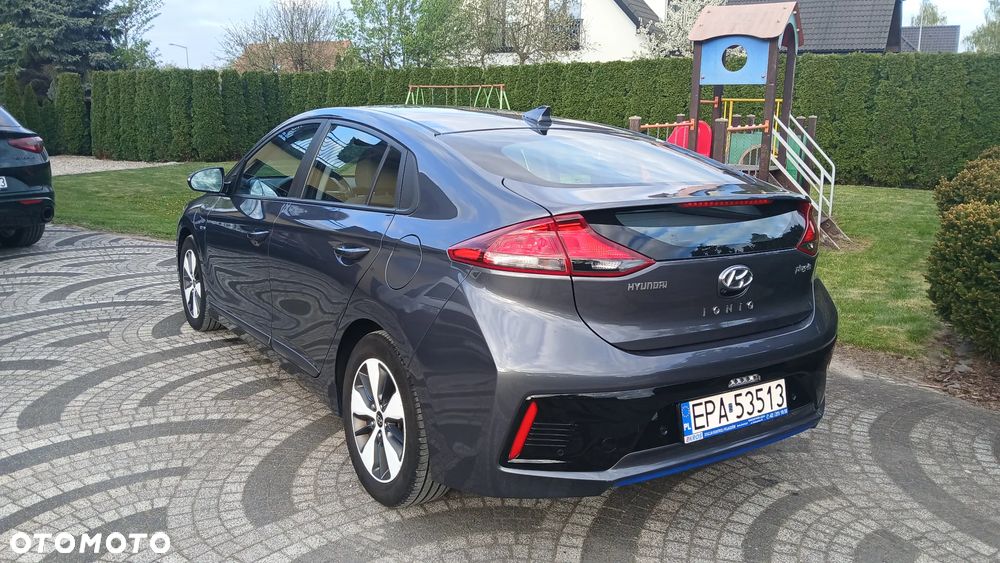Hyundai IONIQ Plug-in hybrid Premium - 8