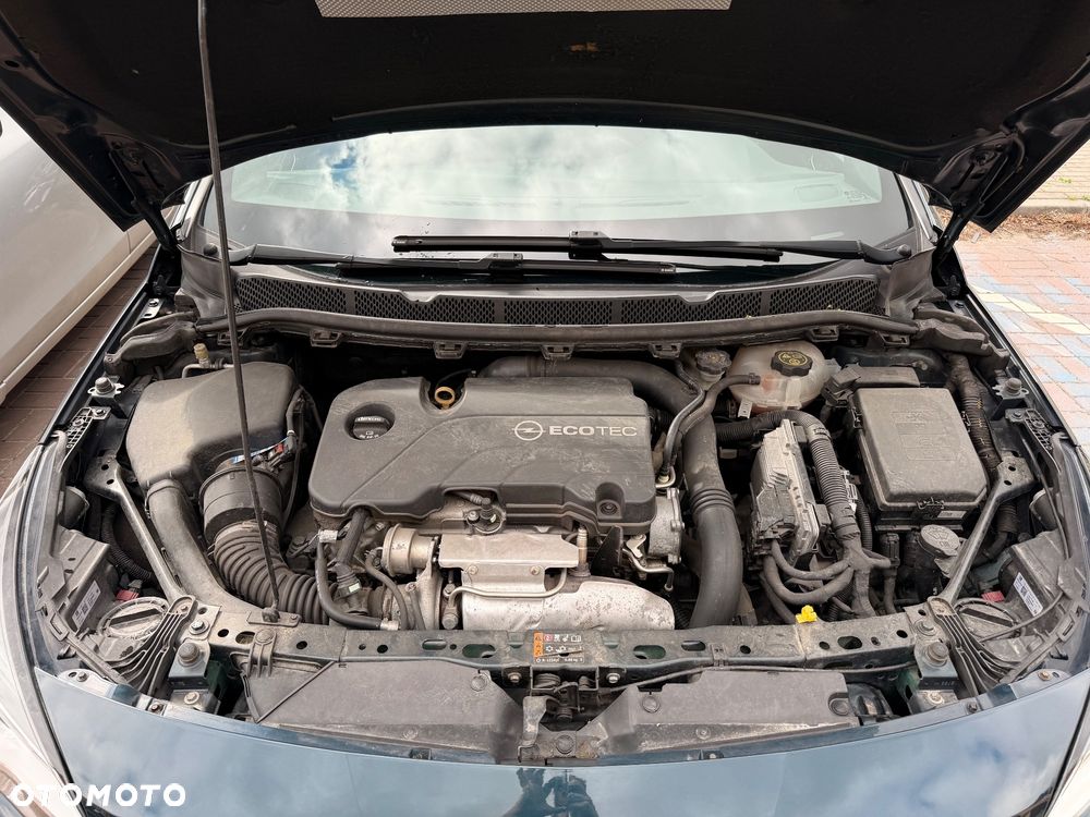 Opel Astra 1.4 Turbo Dynamic - 18