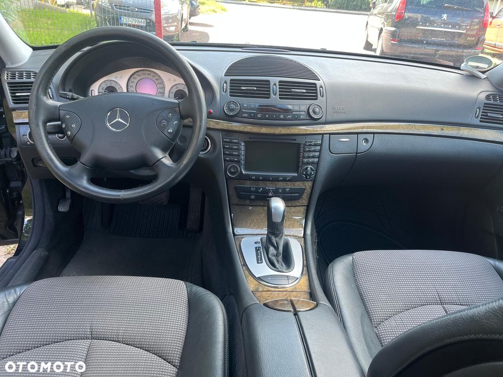 Mercedes-Benz Klasa E ver-200-avantgarde - 21
