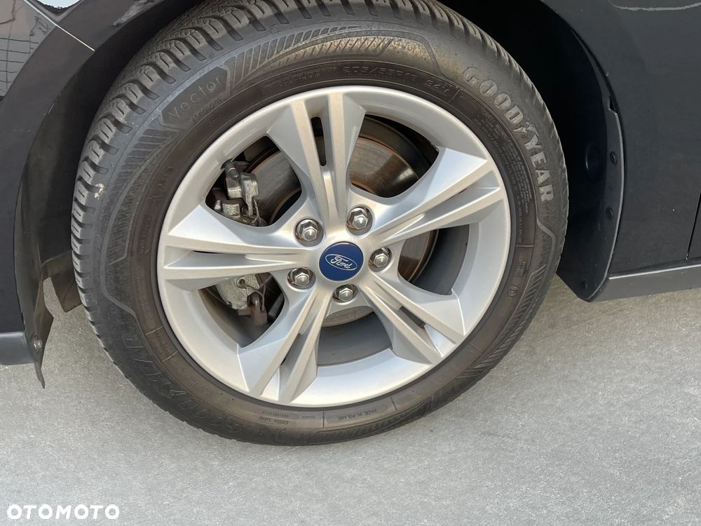 Ford Focus 1.0 EcoBoost SYNC Edition ASS - 4