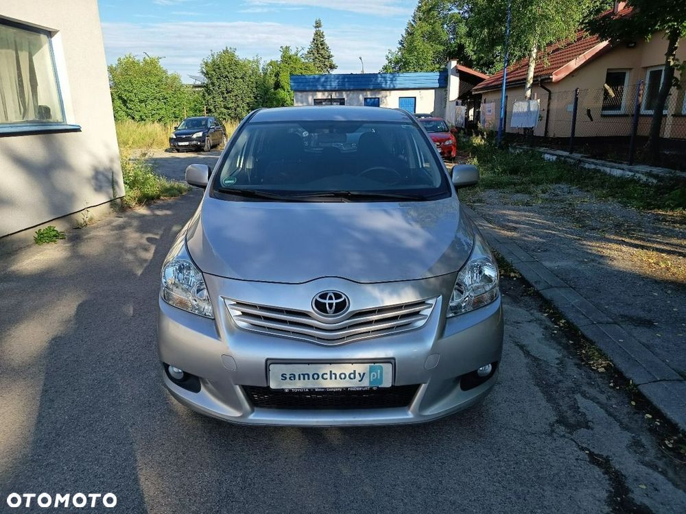 Toyota Verso - 10