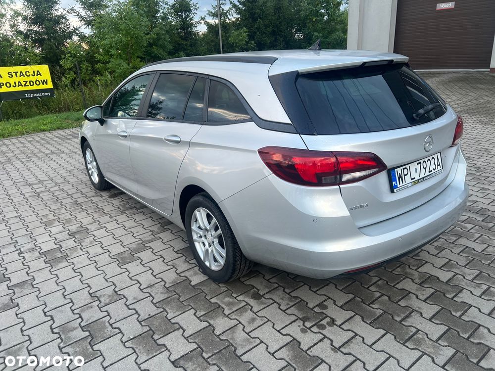Opel Astra - 10