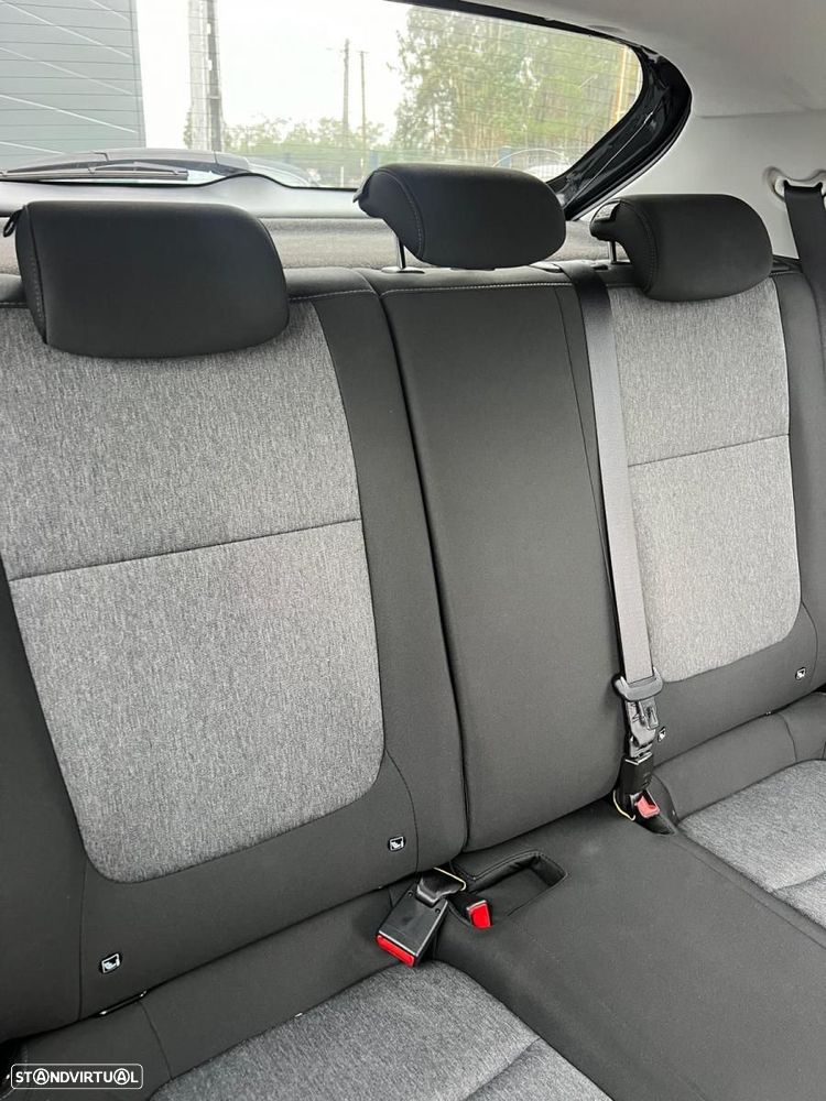 Kia Stonic 1.2 MPi Dynamic - 6