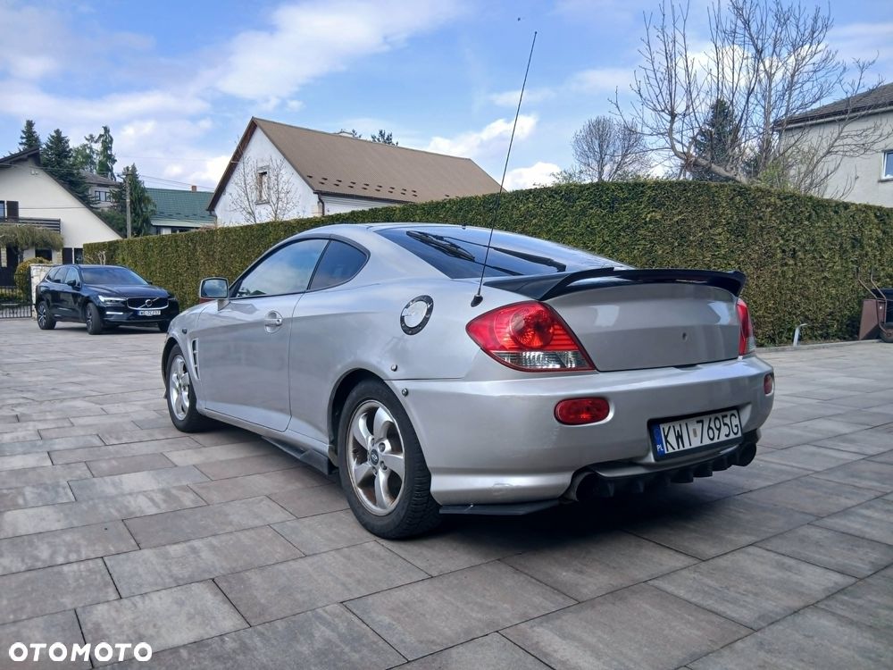 Hyundai Coupe - 3