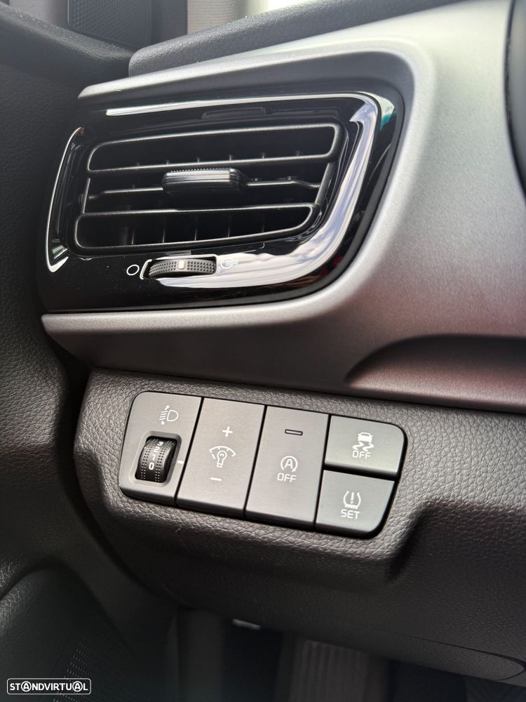 Kia Stonic 1.0 T-GDI Wave - 36