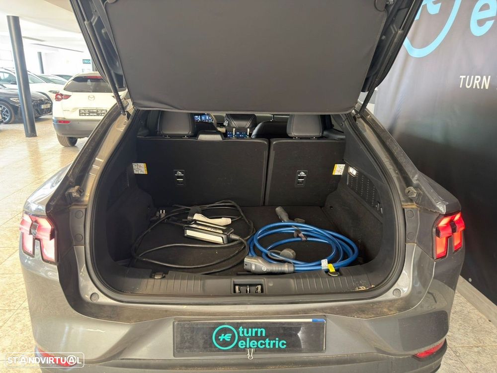 Ford Mustang Mach-E 75.7 kWh Base - 7