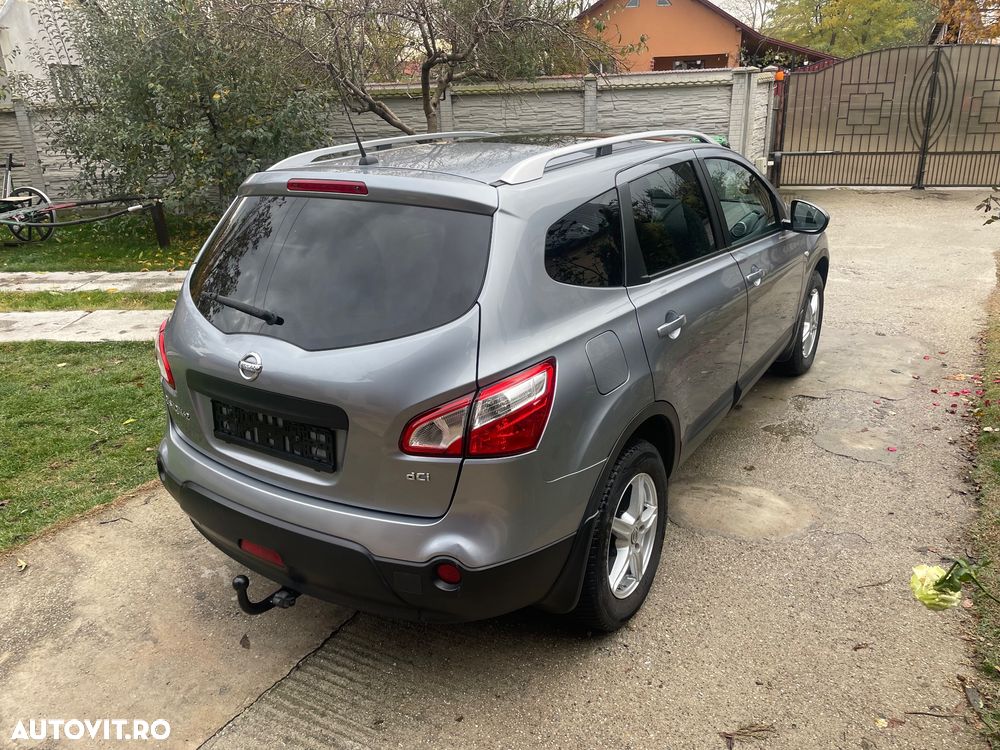 Nissan Qashqai+2 - 6