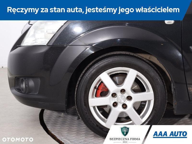 Toyota Corolla Verso - 17