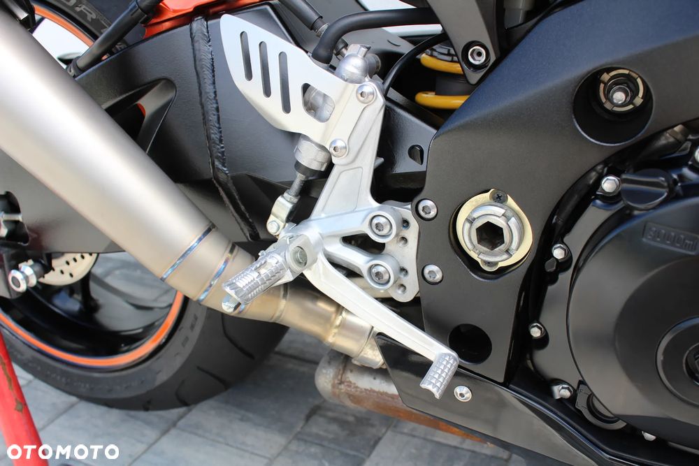 Suzuki GSX-R - 21
