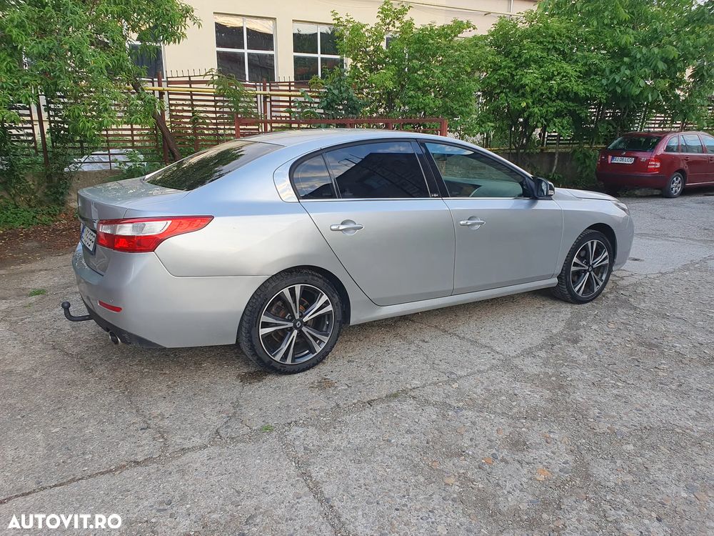 Renault Latitude - 3