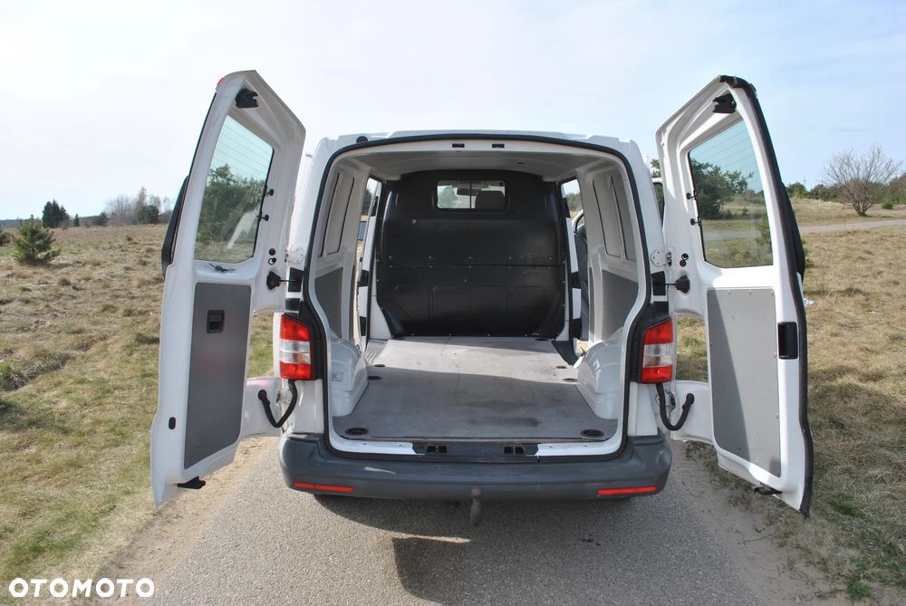 Volkswagen Transporter - 6