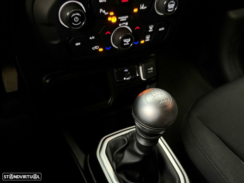 Jeep Renegade 1.0 T Limited - 13