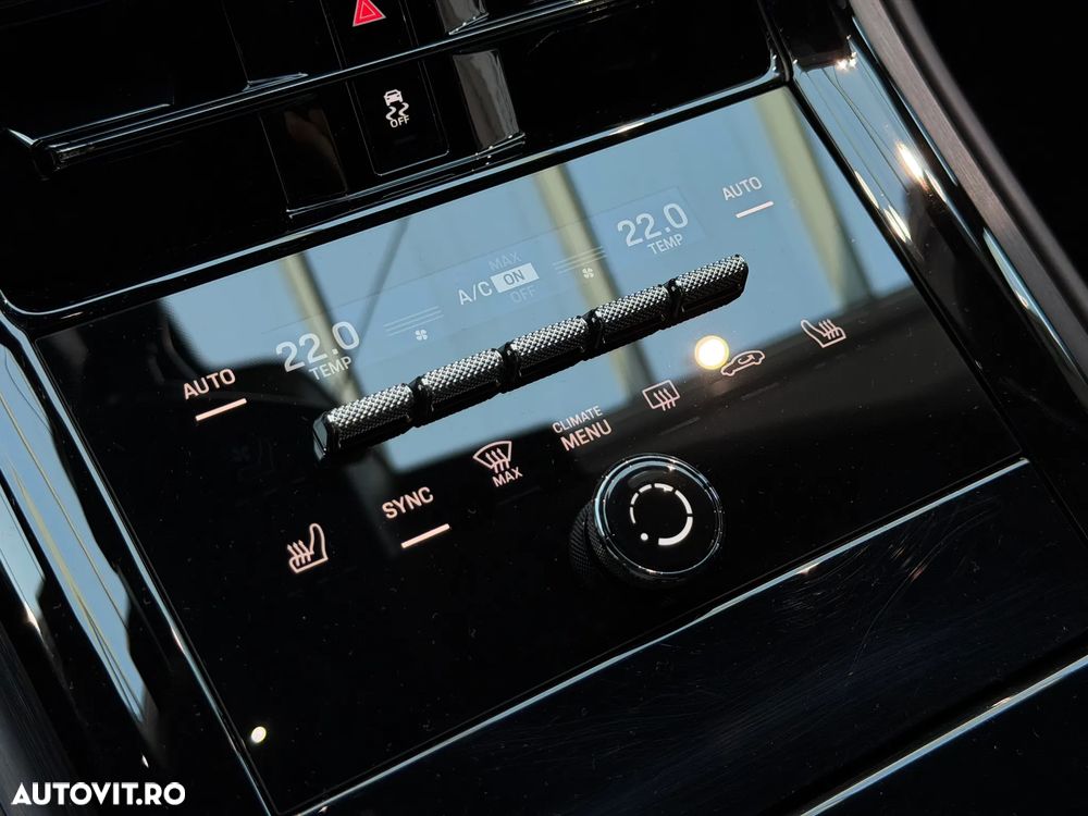 Porsche Panamera 4 E-Hybrid - 26