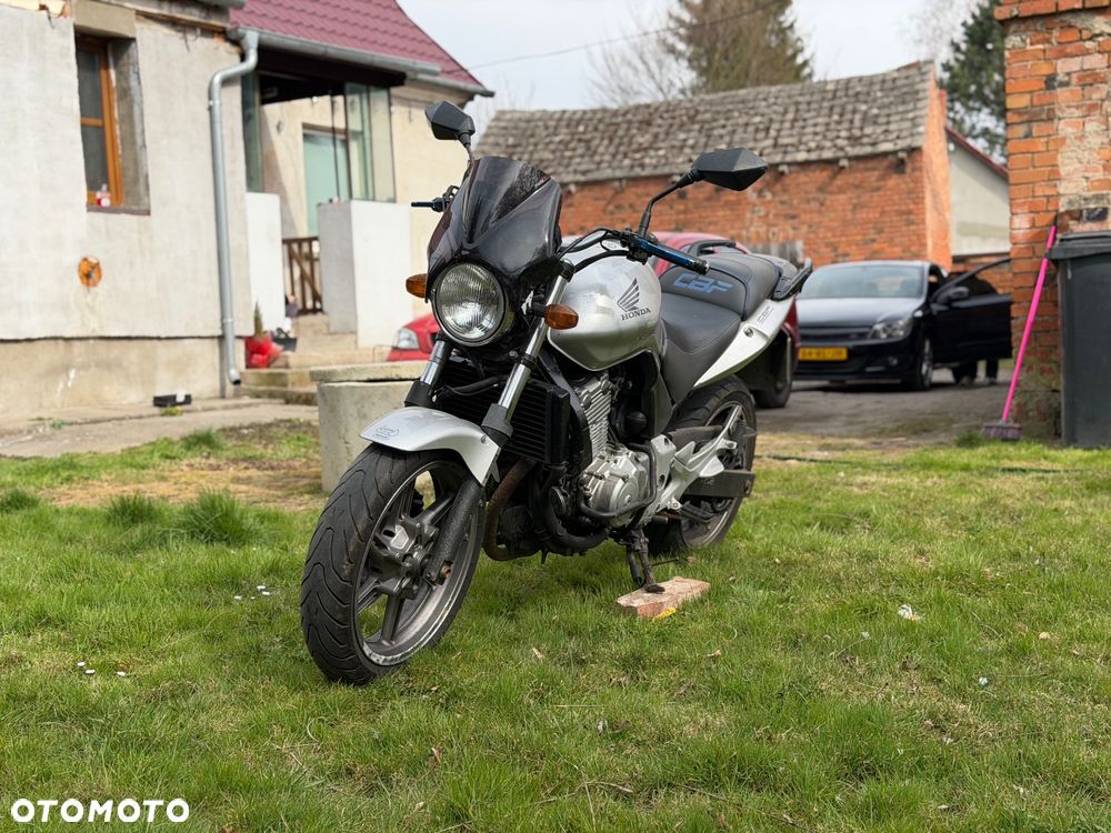 Honda CBF - 5