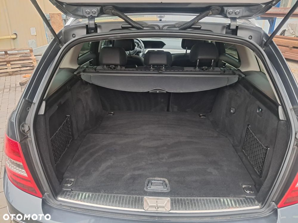 Mercedes-Benz Klasa C 250 CDI DPF 4Matic (BlueEFFICIENCY) 7G-TRONIC - 11