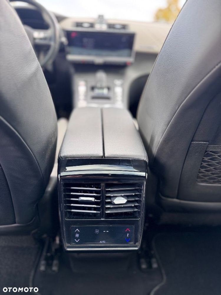 DS Automobiles DS 7 Crossback - 36