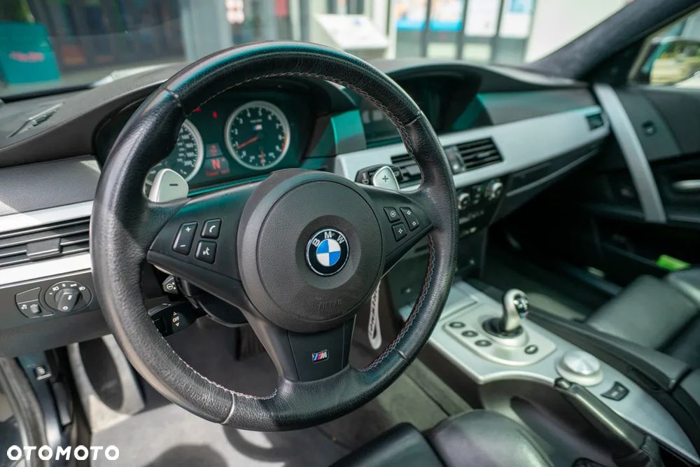 BMW M5 Standard - 30