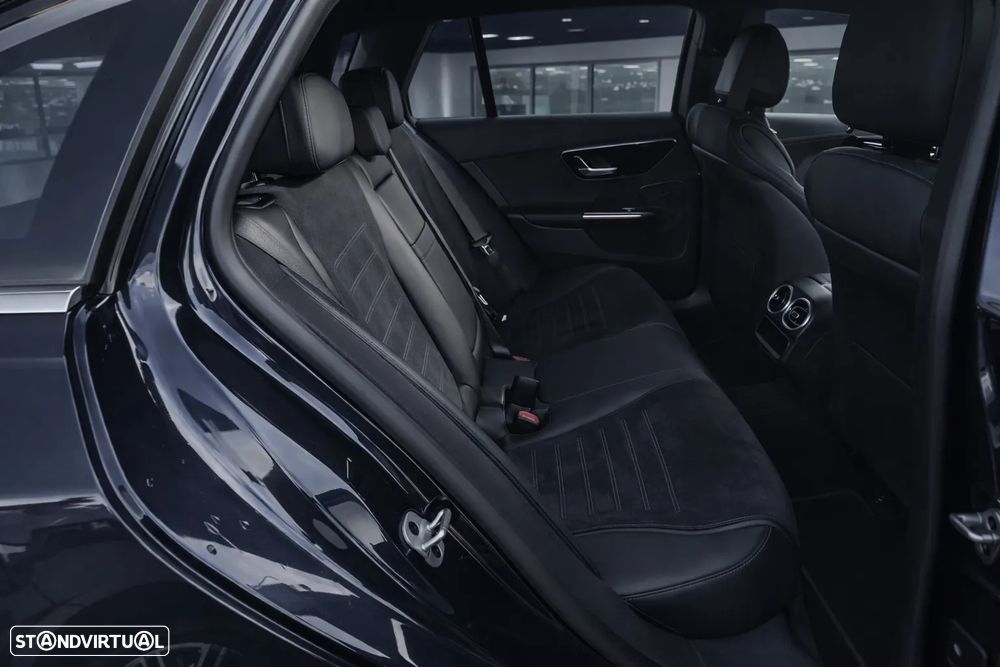 Mercedes-Benz C 300 de AMG Line - 10