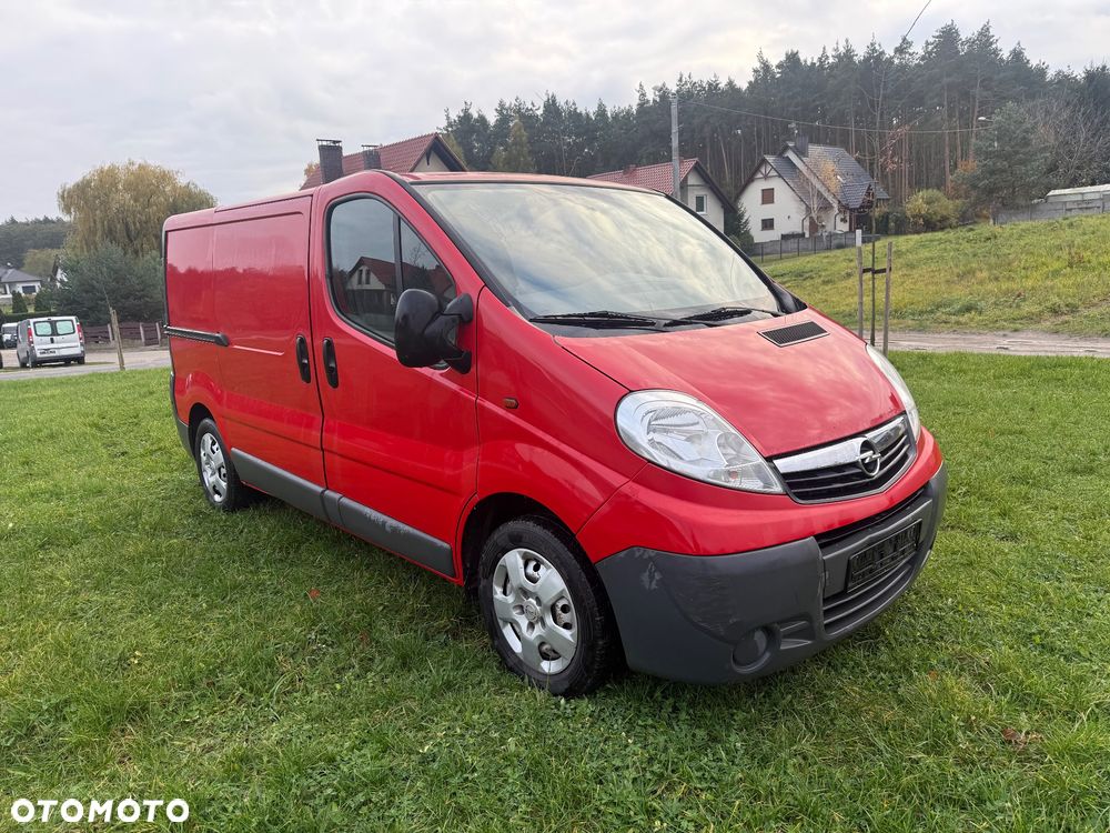 Opel Vivaro - 1