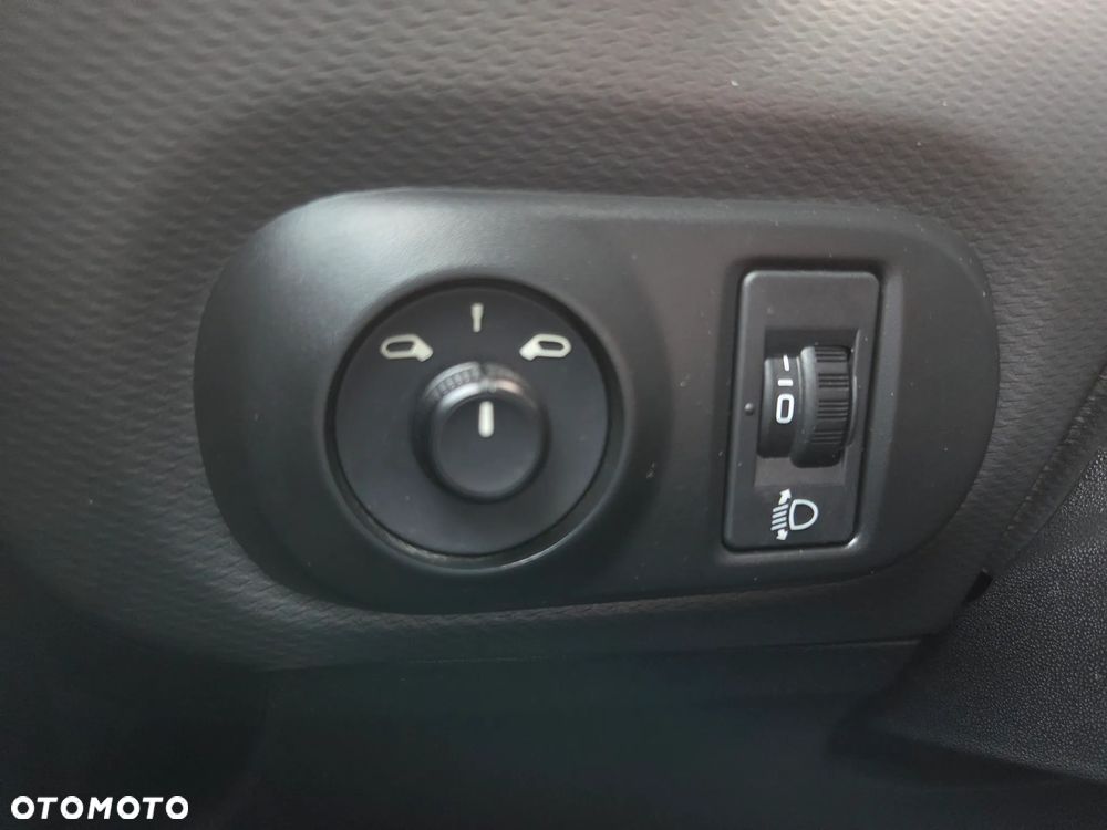 Citroën C4 Cactus PureTech 82 Live - 30