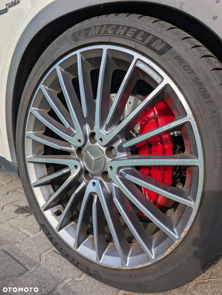Mercedes-Benz GLA AMG 45 4Matic AMG Speedshift 7G-DCT - 20