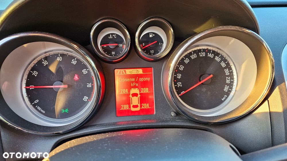 Opel Astra 1.4 Turbo Automatik Exklusiv - 18