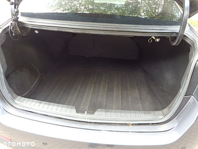 Kia Optima 1.7 CRDi XL - 10