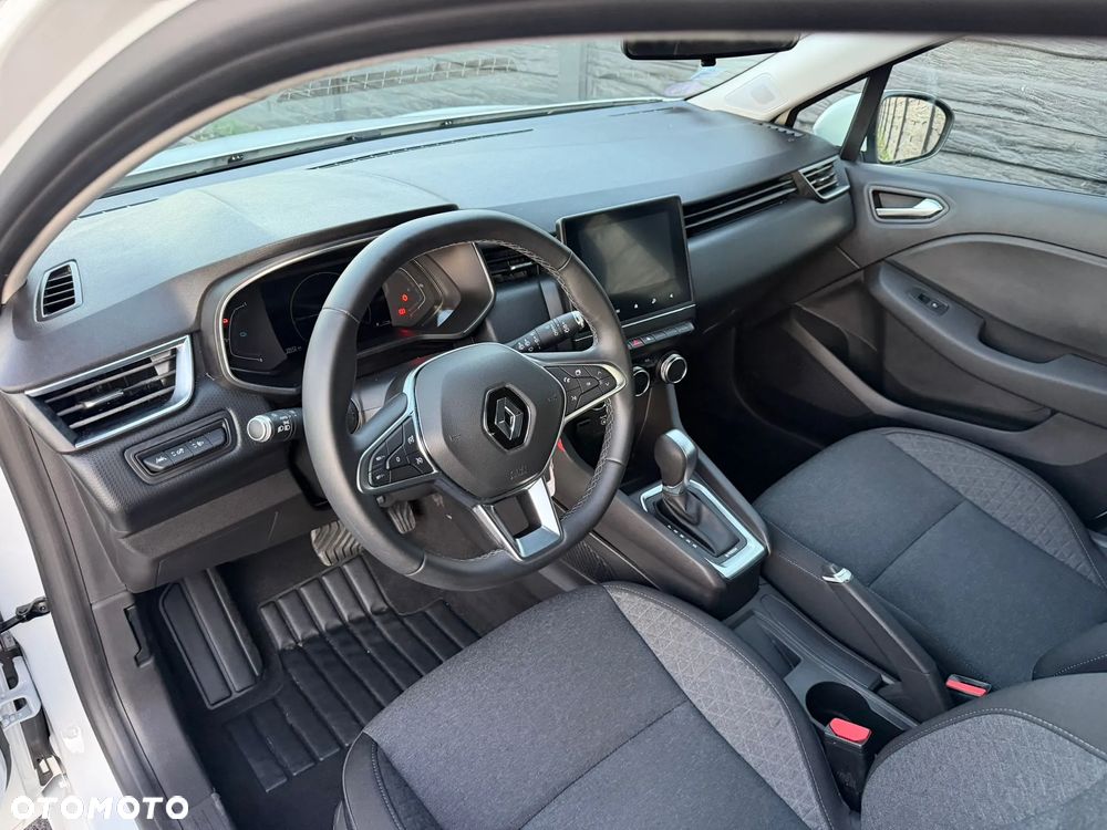 Renault Clio E-TECH 140 BUSINESS EDITION - 11