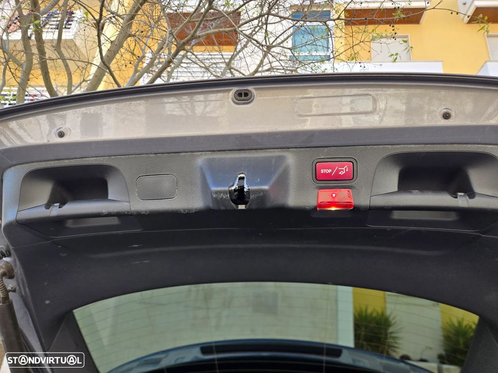 Mercedes-Benz CLA 180 d Shooting Brake AMG Line Aut. - 15