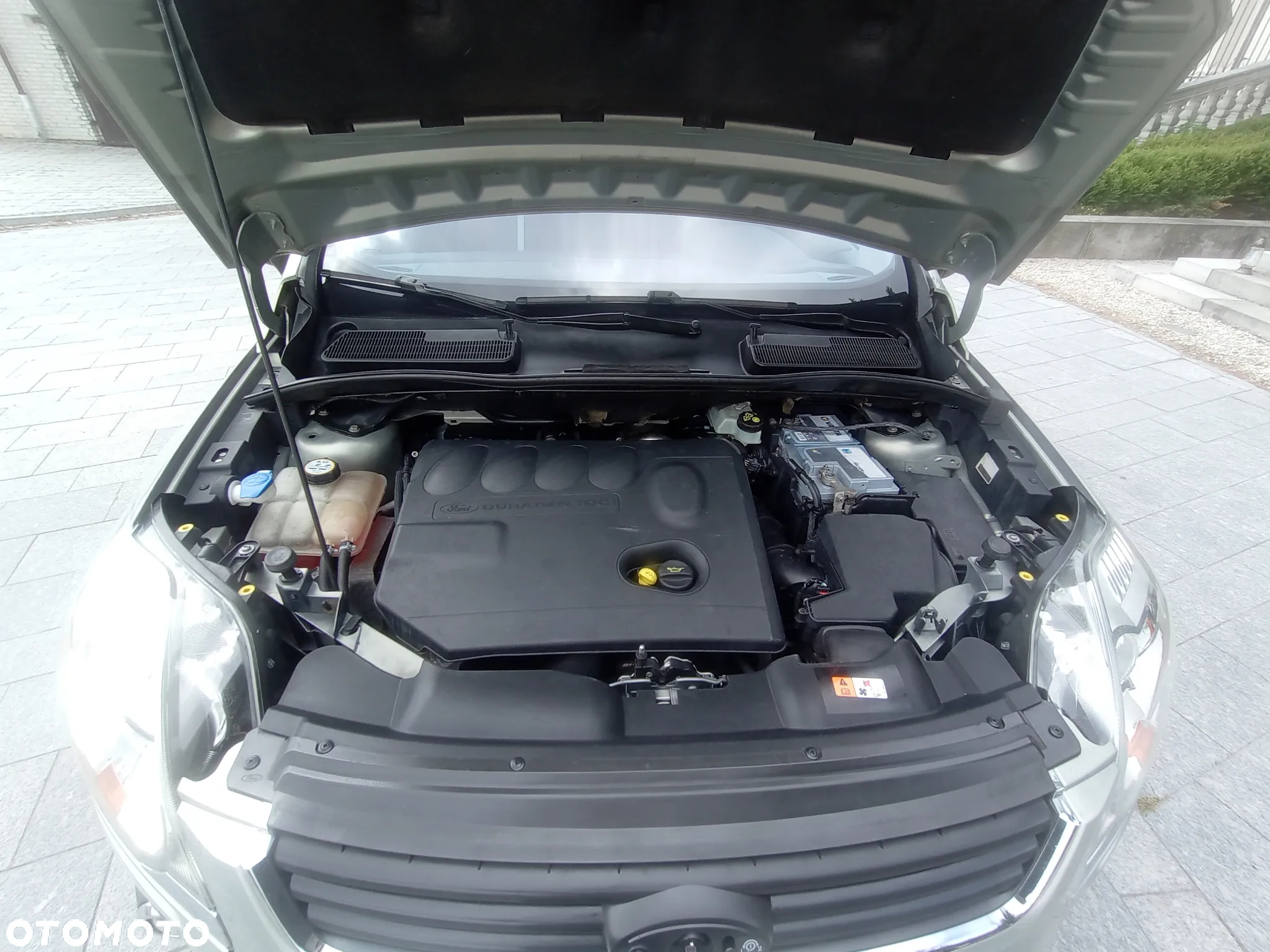 Ford Kuga 2.0 TDCi 4x4 Titanium - 26