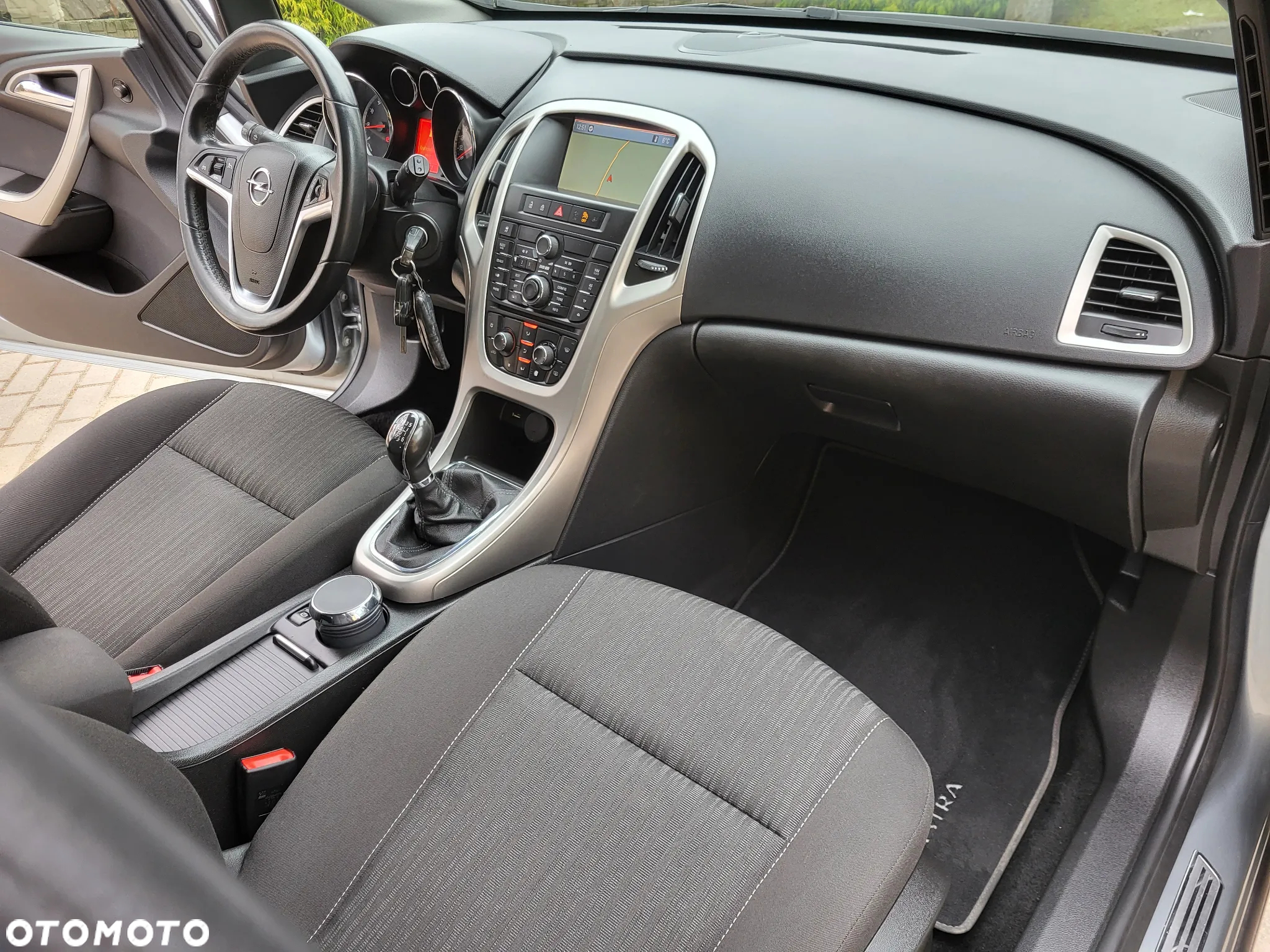 Opel Astra 1.4 Turbo Design Edition - 8