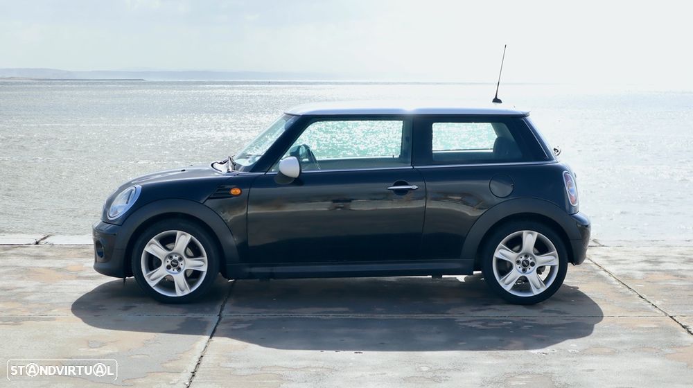MINI 3 Portas Cooper D - 10
