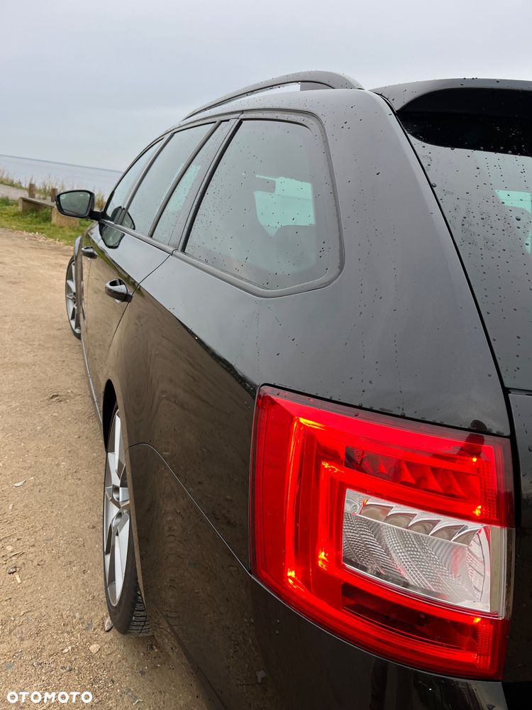 Skoda Octavia ver-2-0-tdi-dsg-rs - 8