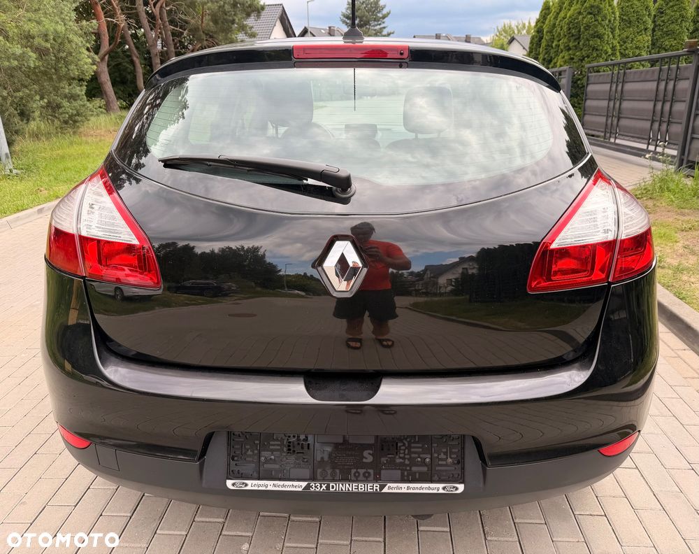 Renault Megane 1.6 16V 100 J'taime - 6