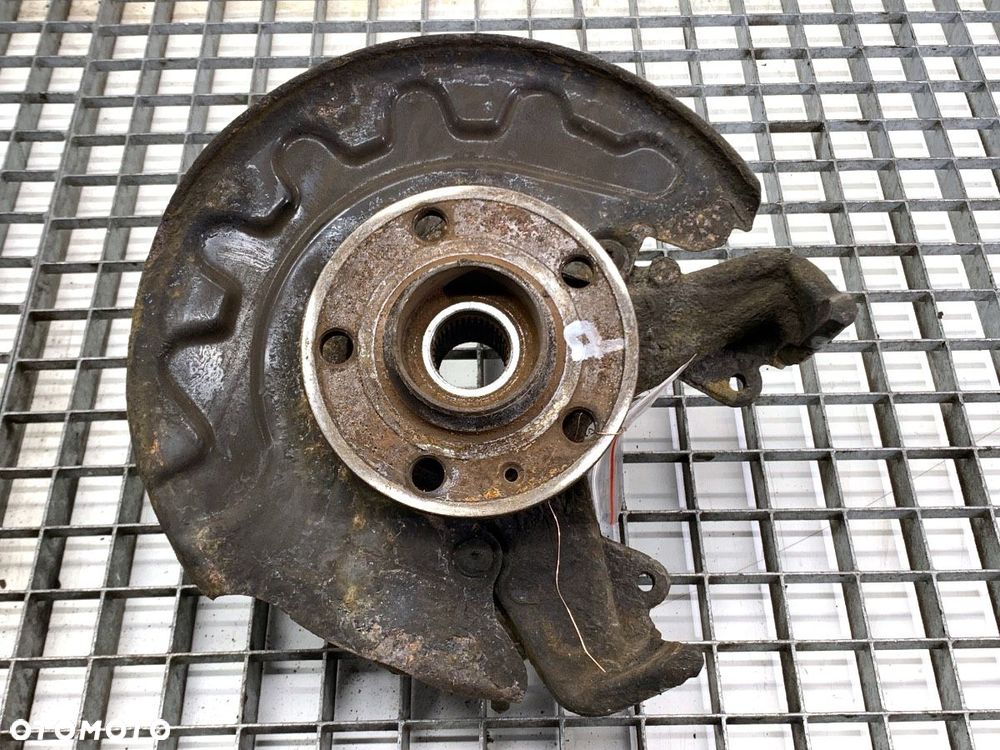 ZWROTNICA PRAWY PRZÓD  SKODA FABIA III (NJ3) 2014 - 2022 1.0 55 kW [75 KM] benzyna 2014 - 2022 - 1