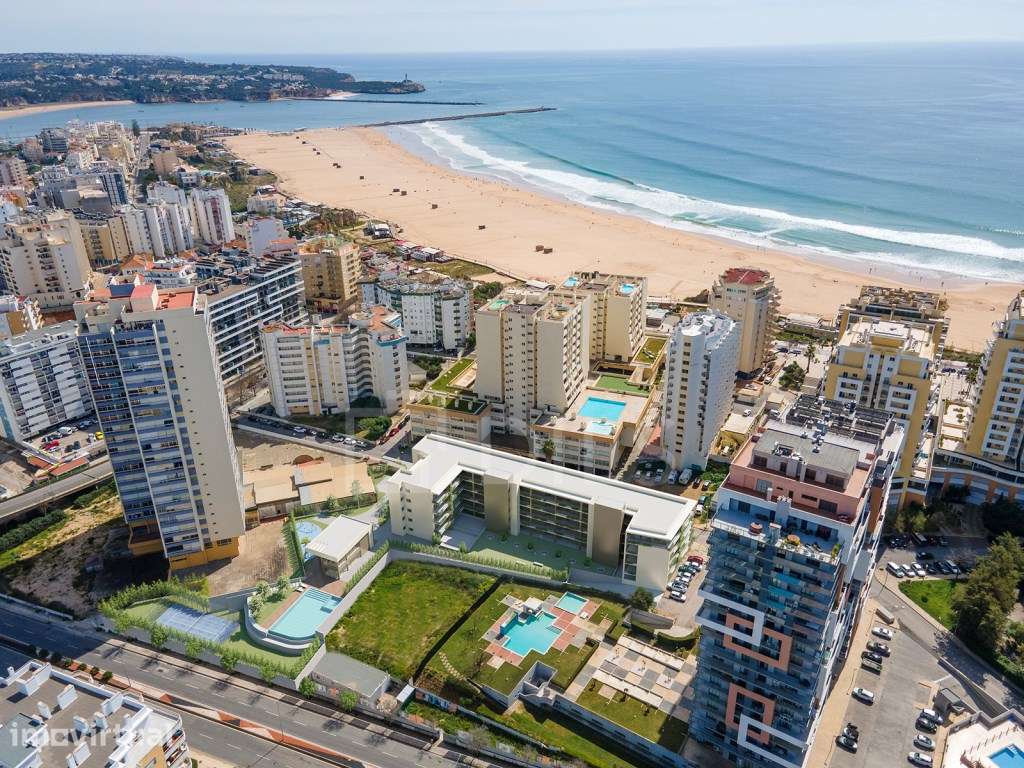 Apartamento T1 com varanda, na Praia da Rocha - Grande imagem: 4/68