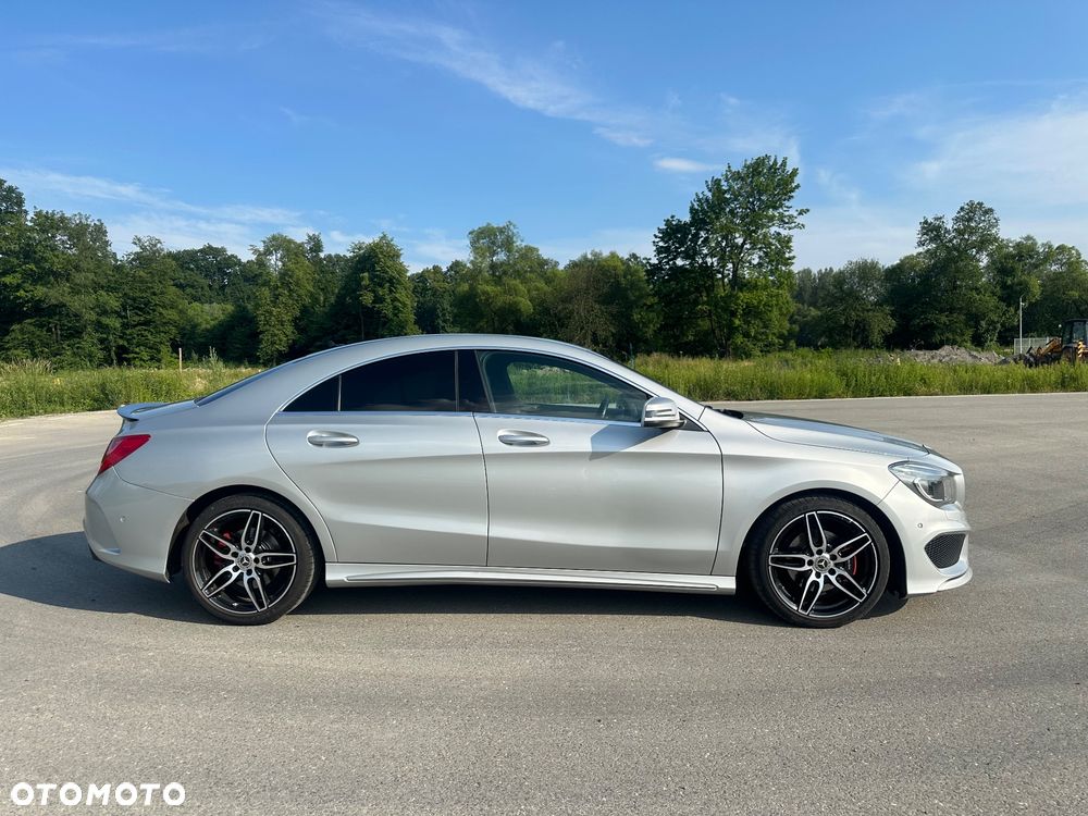 Mercedes-Benz CLA 200 AMG Line - 6