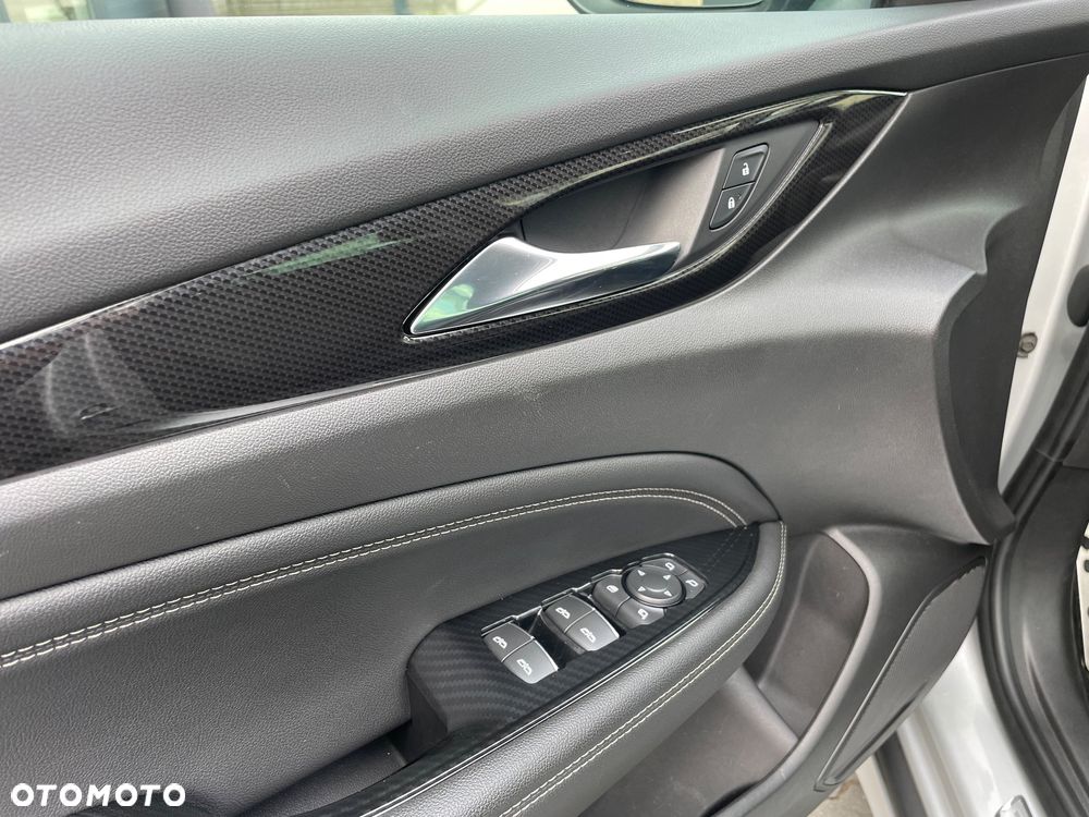 Opel Insignia 1.5 DI Turbo Exclusive - 10