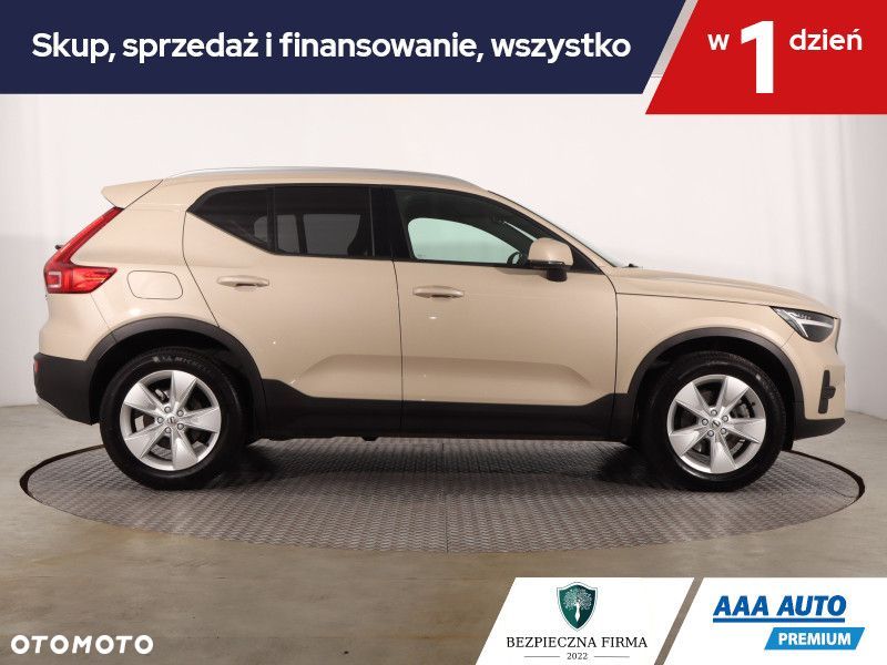 Volvo XC 40 - 8