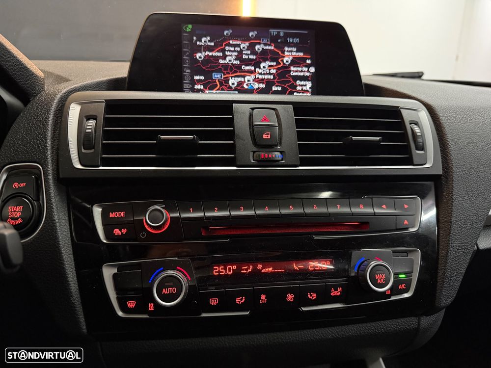 BMW 116 d EfficientDynamics Edition Urban Line - 19