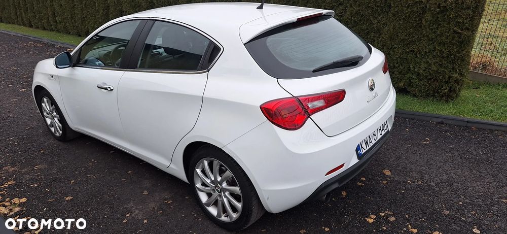 Alfa Romeo Giulietta - 13